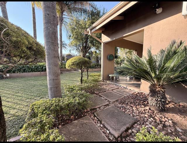 5 BEDROOM HOUSE FOR SALE IN HUTTENHEIGHTS